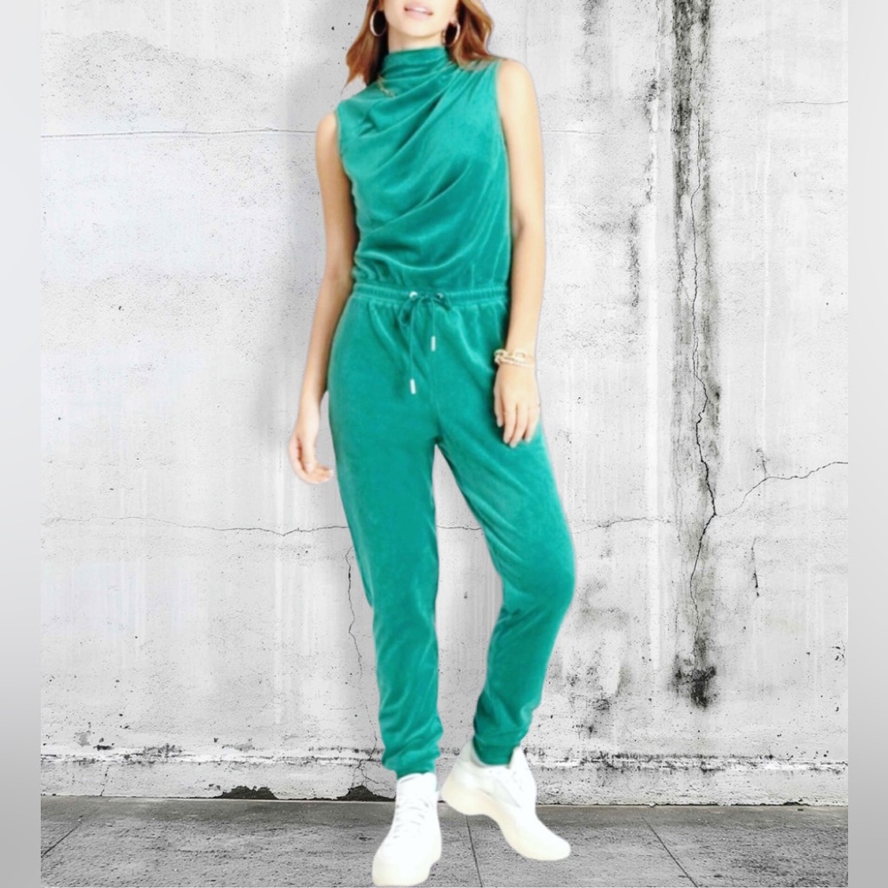 Juicy Couture NWT Dark Green Velvet Sleeveless Jumpsuit size XL